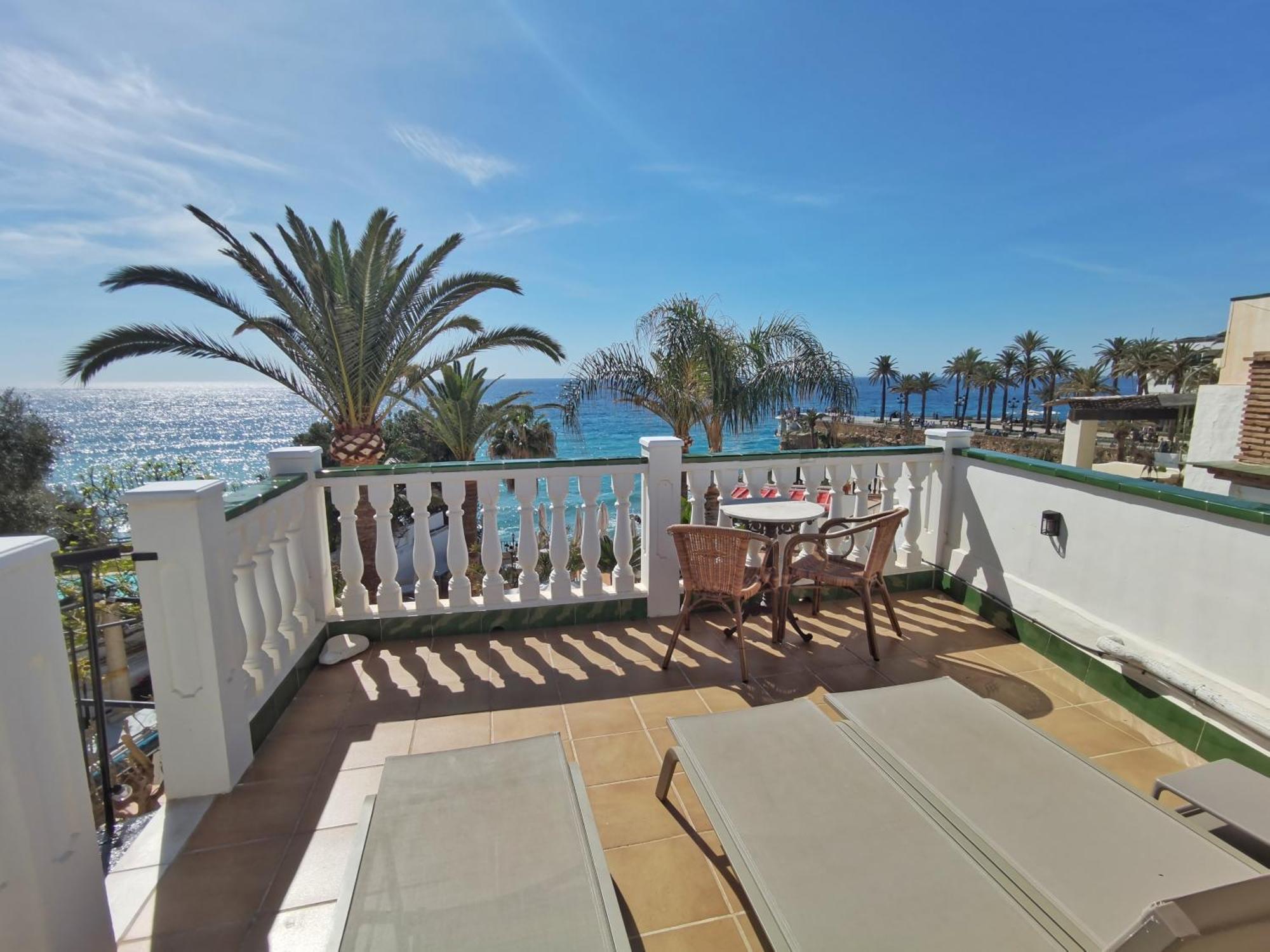 Villa Carabeo Nerja Bagian luar foto